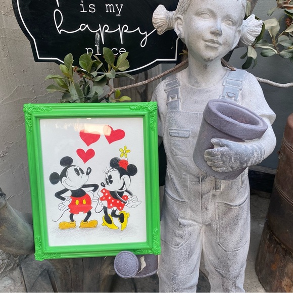 Mickey and Minnie Mouse in Love Prismacolor Pencil Drawing - Picture 7 of 8